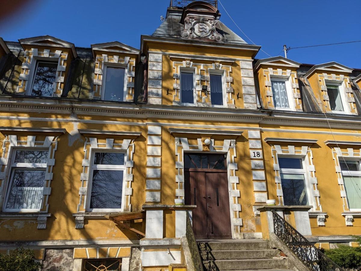 W Palacu Mysliwskim Apartament Kołobrzeg